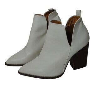 Southern Looks Mata Cream Faux Leather Ankle Boot Bootie Women Size 7 Block Heel